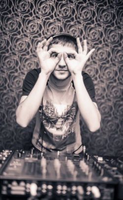 DJ Юрий Юрьев